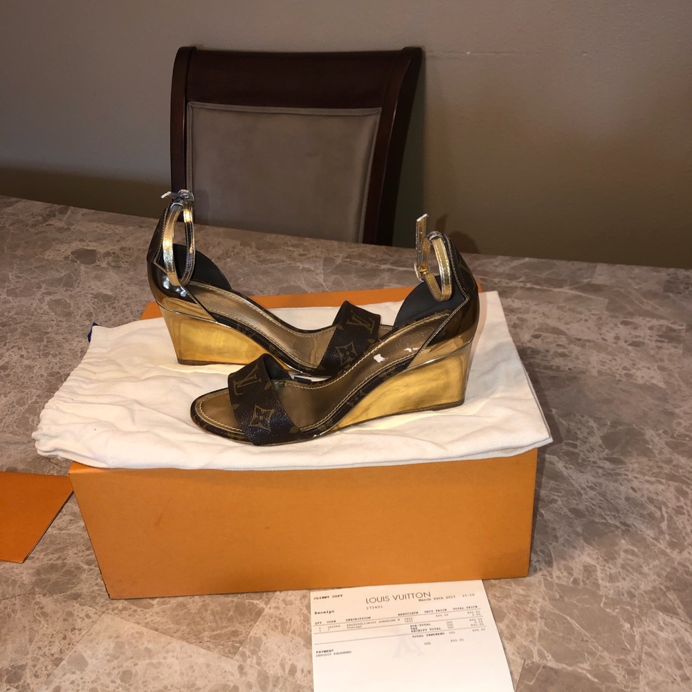 Louis Vuitton shoes - Picture 3 of 8